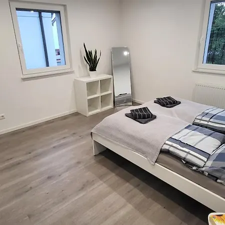 3 Zimmer Nintendo Switch 6 Gaeste Waiblingen Stuttgart Glorystay * فايبلينغن
